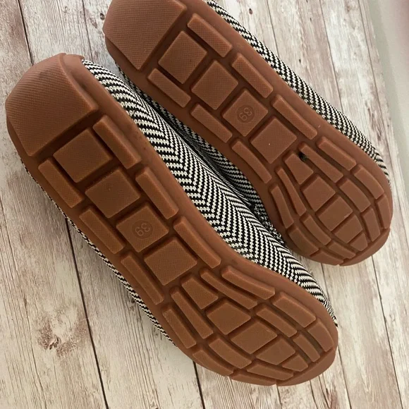 Black and White Herringbone Loafers - Picture 6 of 6